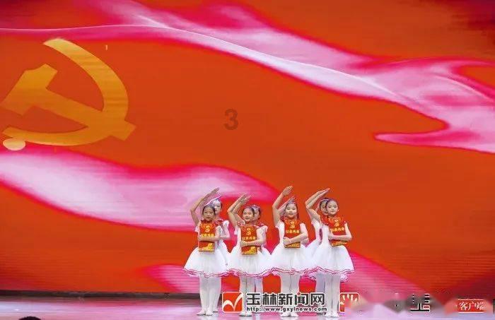 河谷冒险逃生