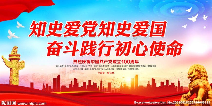 沙滩游玩的女孩们